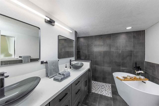 32404 Womsi Rd, Pauma Valley, CA 92061