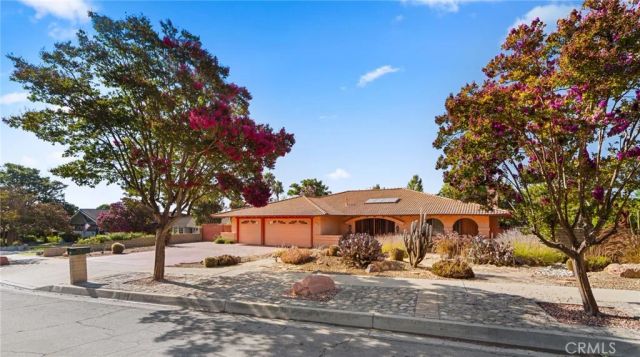 724 W Veronica, Upland, CA 91784