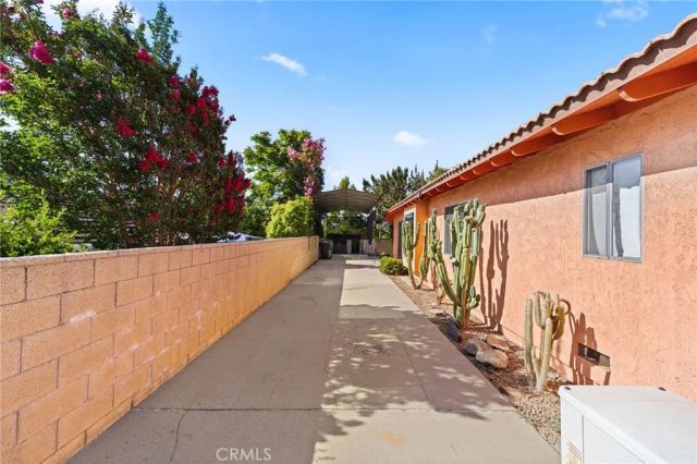 724 W Veronica, Upland, CA 91784