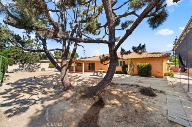 724 W Veronica, Upland, CA 91784