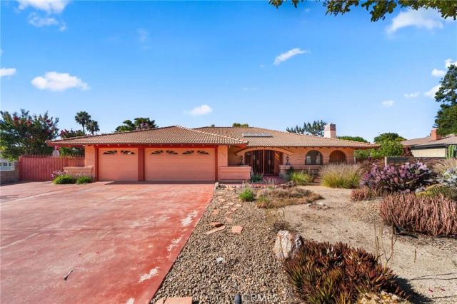 724 W Veronica, Upland, CA 91784