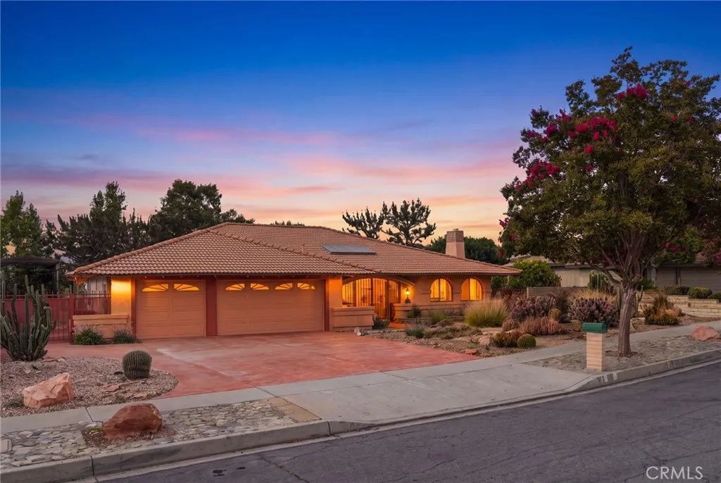 724 W Veronica, Upland, CA 91784