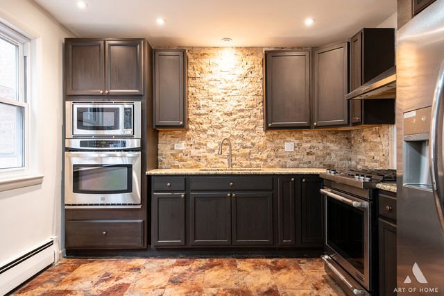 2322 S 17th Avenue 5, North Riverside, IL 60546