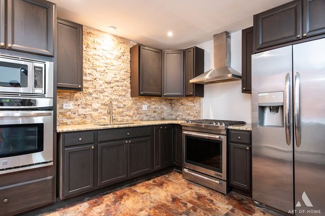 2322 S 17th Avenue 5, North Riverside, IL 60546