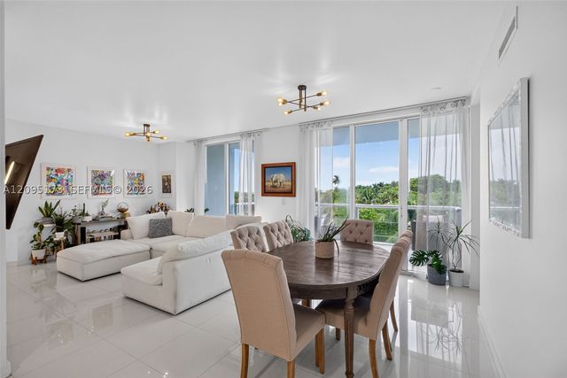 720 NE 62nd St 412, Miami, FL 33138