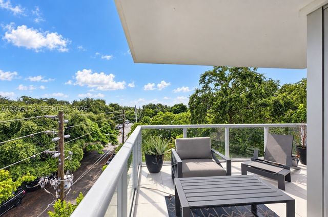720 NE 62nd St 412, Miami, FL 33138