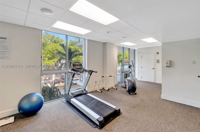 720 NE 62nd St 412, Miami, FL 33138