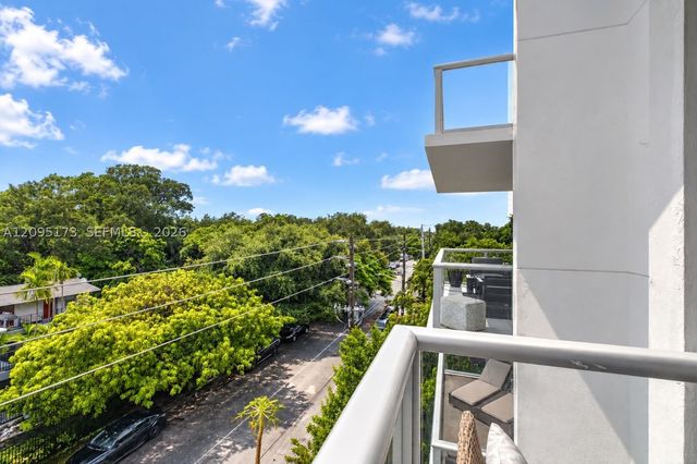 720 NE 62nd St 412, Miami, FL 33138