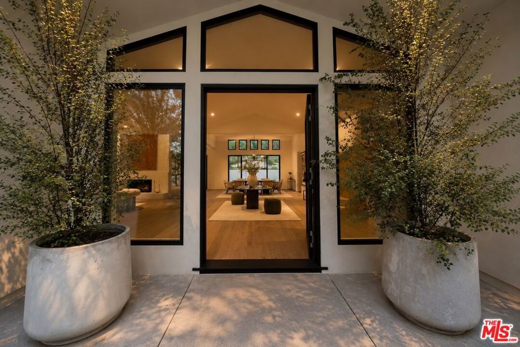 12160 Laurel Terrace Drive, Studio City, CA 91604 — photo 4