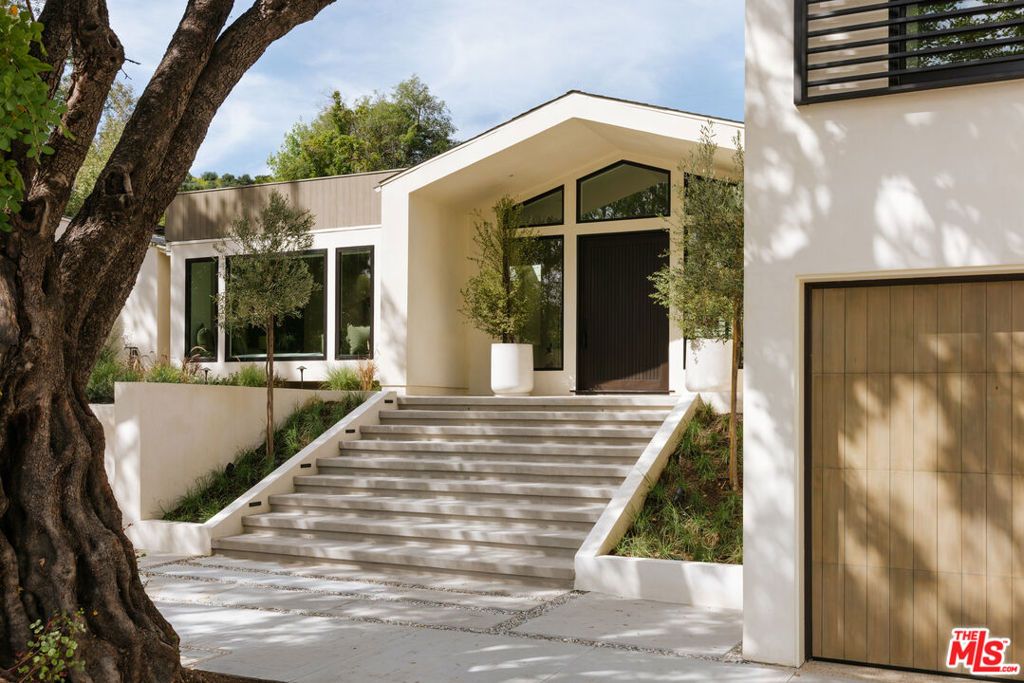 12160 Laurel Terrace Drive, Studio City, CA 91604 — photo 5
