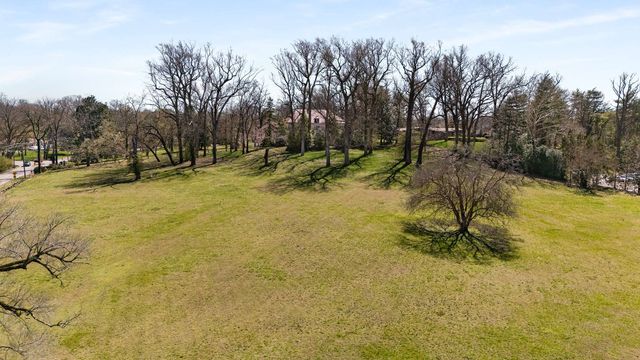 105 Lynnwood Blvd, Nashville, TN 37205