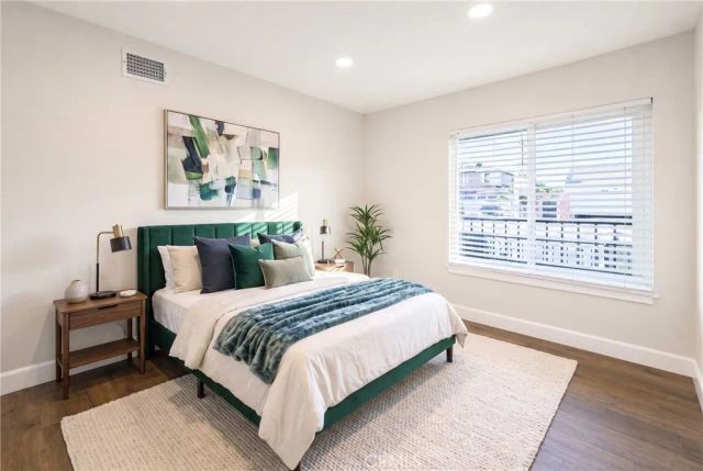 2234 W Flora, Santa Ana, CA 92704