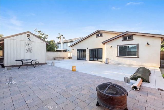 2234 W Flora, Santa Ana, CA 92704