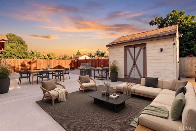 2234 W Flora, Santa Ana, CA 92704