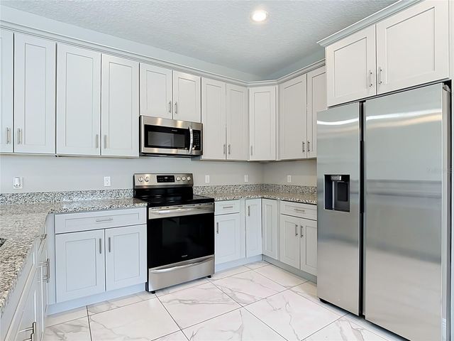 106 OAK CIRCLE, Poinciana, FL 34759