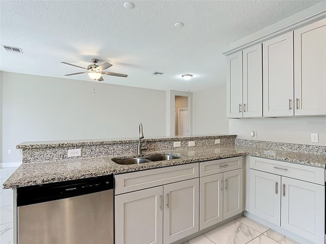 106 OAK CIRCLE, Poinciana, FL 34759