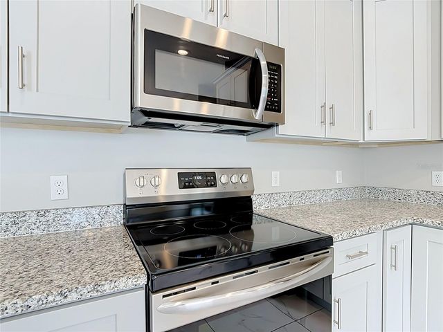 106 OAK CIRCLE, Poinciana, FL 34759