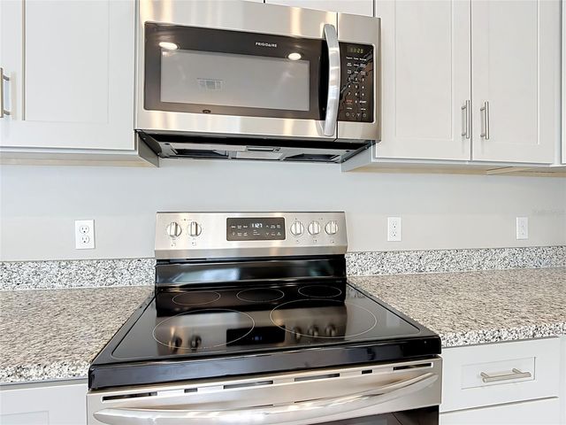 106 OAK CIRCLE, Poinciana, FL 34759