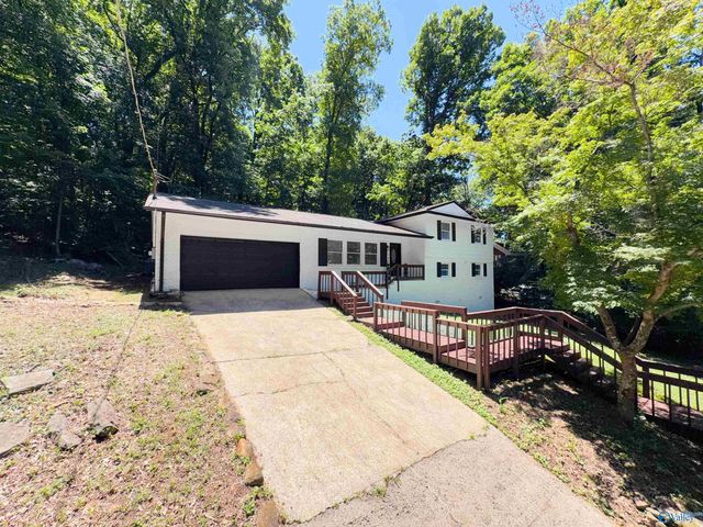 2404 Polk Drive, Huntsville, AL 35801