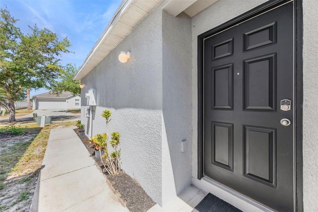 910 BRENTON LEAF DR, Ruskin, FL 33570