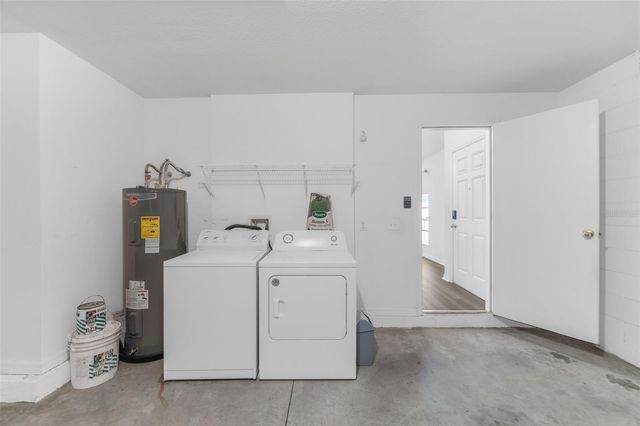 910 BRENTON LEAF DR, Ruskin, FL 33570