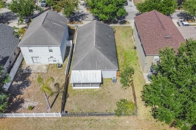 910 BRENTON LEAF DR, Ruskin, FL 33570