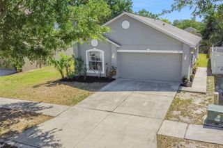 910 BRENTON LEAF DR, Ruskin, FL 33570
