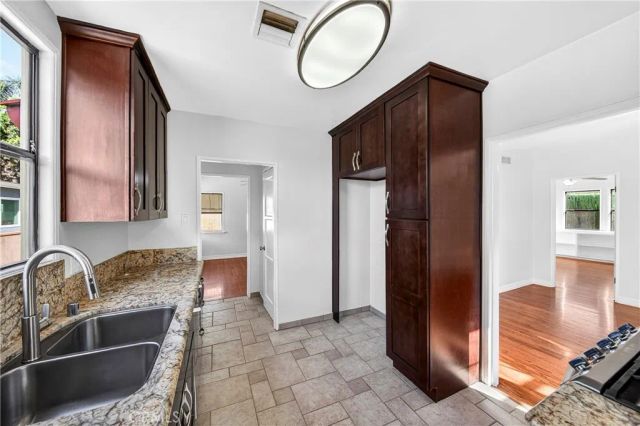 10531 Dolan, Downey, CA 90241