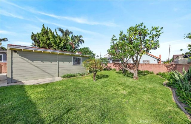 10531 Dolan, Downey, CA 90241