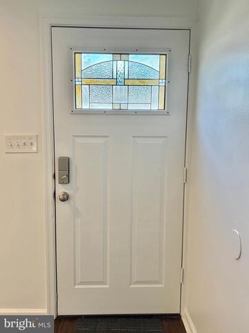 2 WILLIAM PENN SQ, New Castle, DE 19720