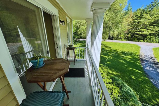 60 Lyman Drive, Williston, VT 05495