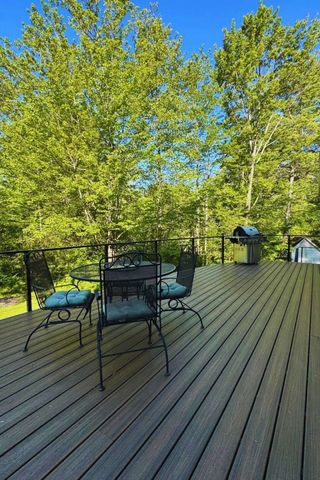 60 Lyman Drive, Williston, VT 05495