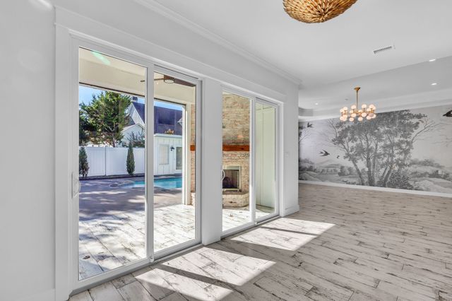 914 Ivy Lane, Rockwall, TX 75087