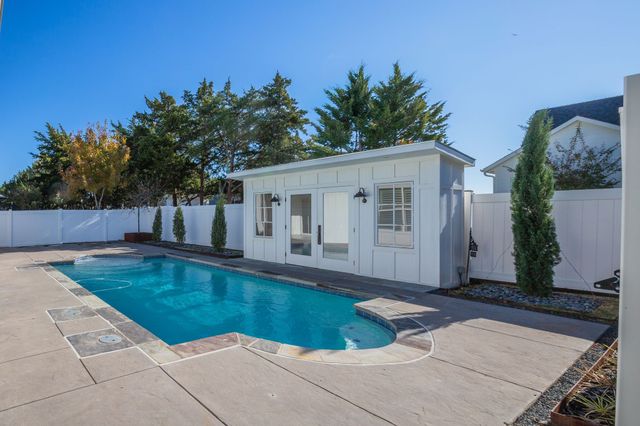 914 Ivy Lane, Rockwall, TX 75087