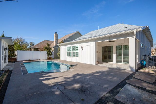 914 Ivy Lane, Rockwall, TX 75087