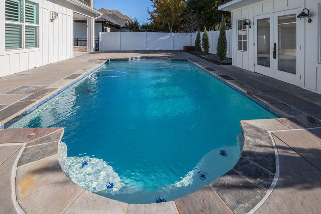 914 Ivy Lane, Rockwall, TX 75087