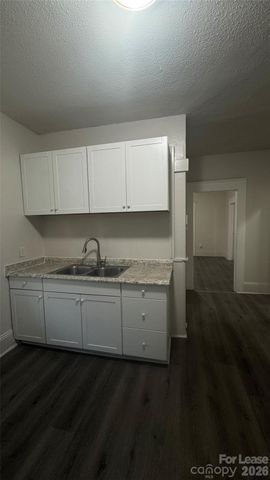 4604 Hovis Road, Charlotte, NC 28208
