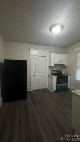 4604 Hovis Road, Charlotte, NC 28208