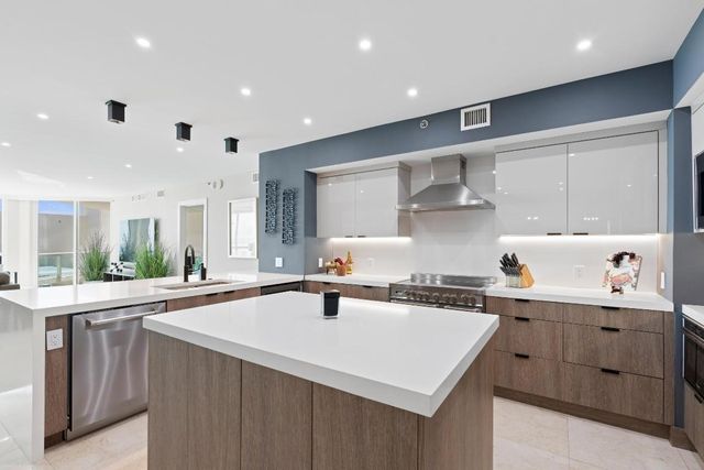 101 S Fort Lauderdale Beach Boulevard 702, Fort Lauderdale, FL 33316