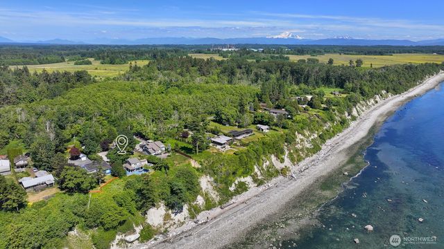 5551 Maple Way, Blaine, WA 98230