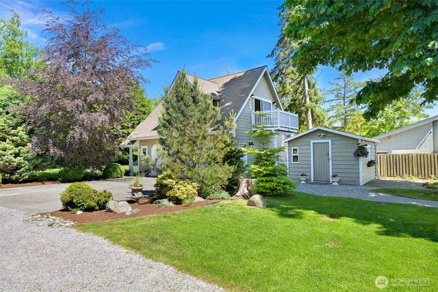 5551 Maple Way, Blaine, WA 98230