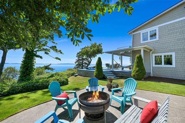 5551 Maple Way, Blaine, WA 98230