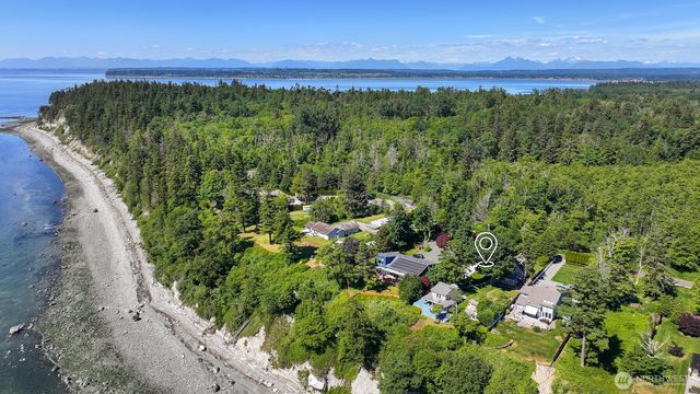5551 Maple Way, Blaine, WA 98230
