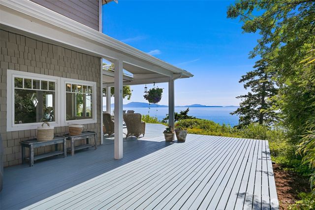 5551 Maple Way, Blaine, WA 98230