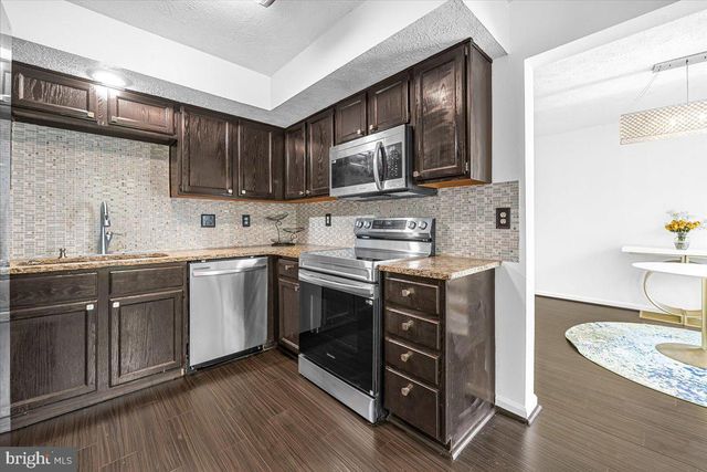 11304 SOUTHLAKES DR, Bowie, MD 20721