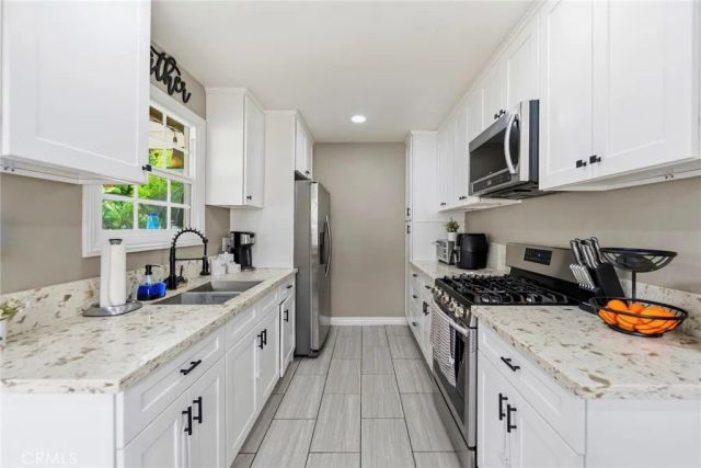 1033 Clintwood, La Puente, CA 91744