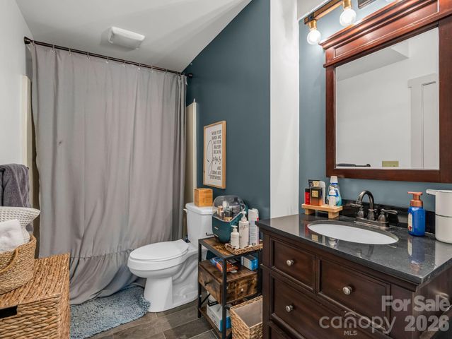 274 Hawks Nest Trail, Lake Lure, NC 28746
