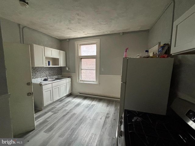 2206 W TIOGA ST, Philadelphia, PA 19140