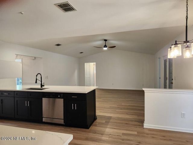 1424 PANTHER RUN Road, Jacksonville, FL 32225