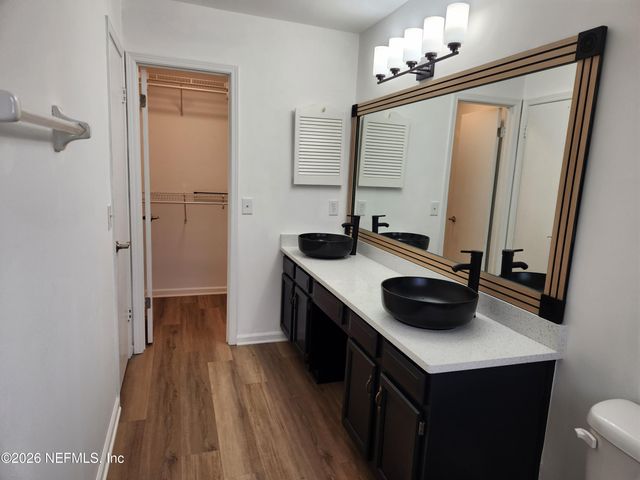 1424 PANTHER RUN Road, Jacksonville, FL 32225